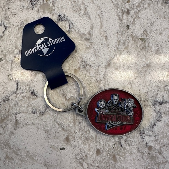 Universal Studio Florida Key Chain Horror - Picture 1 of 5